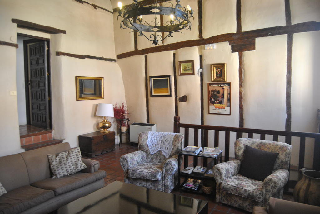 El Meson De Castrojeriz Hotel Eksteriør billede
