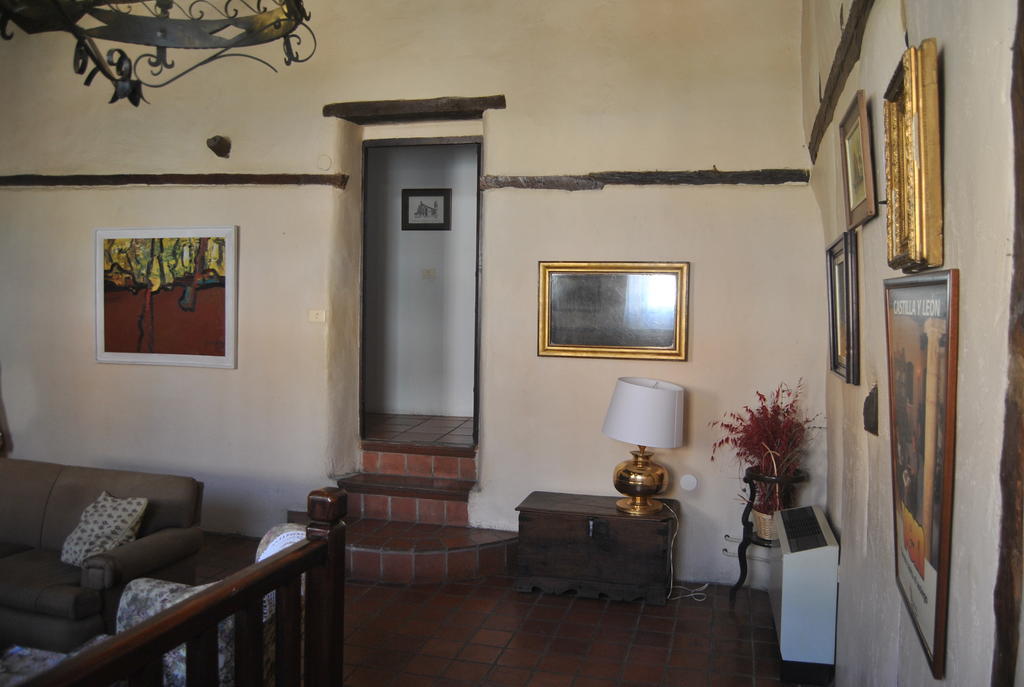 El Meson De Castrojeriz Hotel Eksteriør billede